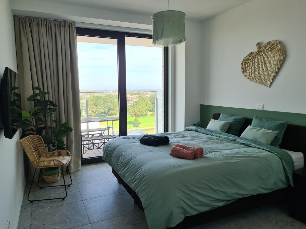 Central Park Tower Sea View Residence With Pool And Gym Остенде Екстер'єр фото