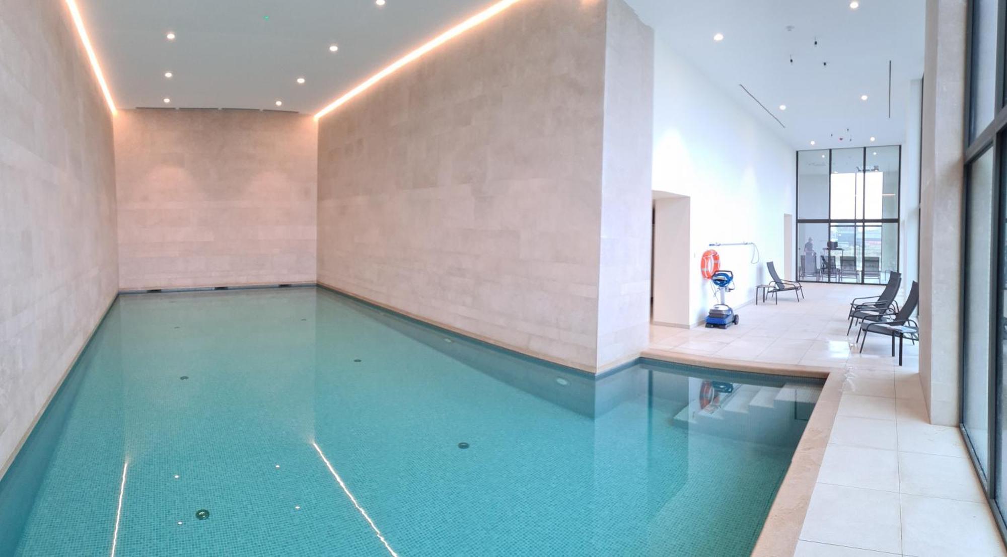 Central Park Tower Sea View Residence With Pool And Gym Остенде Екстер'єр фото